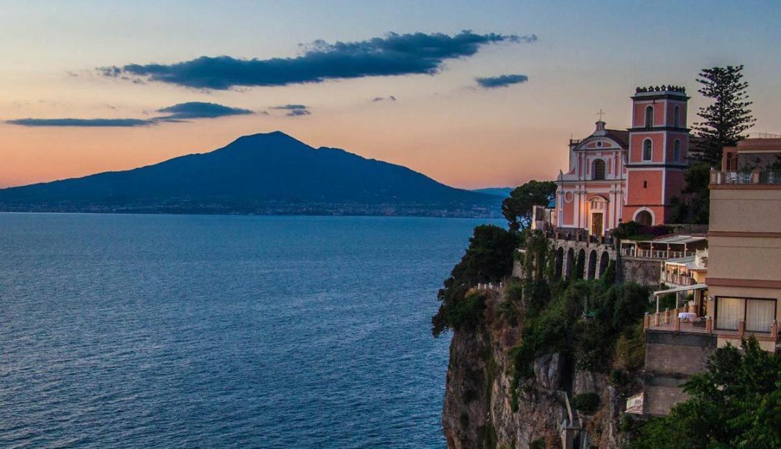 Vittoria Luxury Suite Vico Equense Exterior foto